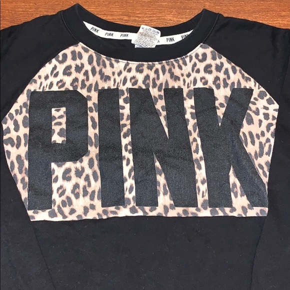 PINK Victoria's Secret Tops - 🍍Pink Victoria’s Secret Leopard sweatshirt